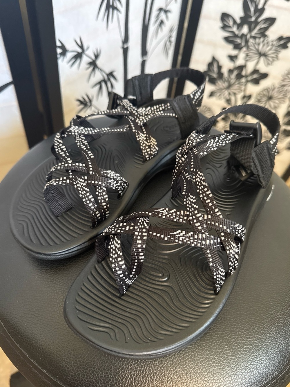 Chaco ZVOLV X2 Women’s Dash Black Size 7